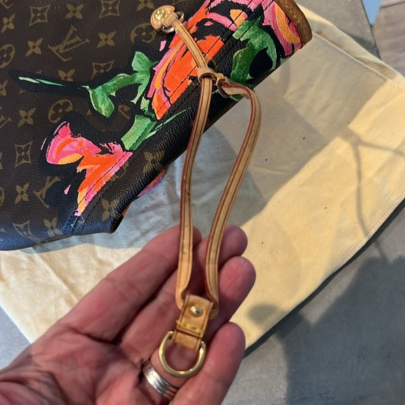 Rare and Retired Louis Vuitton Stephen Sprouse Neverfull Bag with Roses - Picture 9 of 15